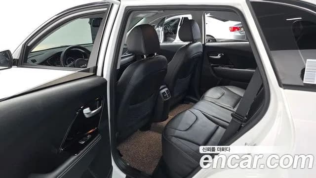 2022 Kia Niro EV Prestige Sold VIN KNACB81GFNA136625 – photo 11 2022 Kia Niro EV Prestige Sold VIN KNACB81GFNA136625 – photo 11