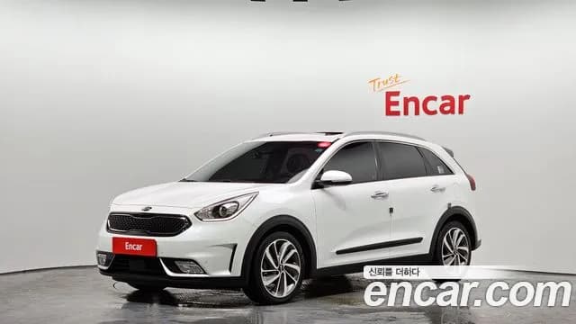 2017 Kia Niro Noblesse Sold VIN KNACC81CGHA018579 – photo 12 2017 Kia Niro Noblesse Sold VIN KNACC81CGHA018579 – photo 12