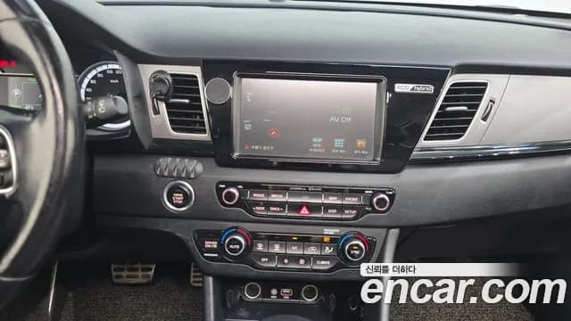 2018 Kia Niro Noblesse Sold VIN KNACC81CGJA138660 – front exterior 2018 Kia Niro Noblesse Sold VIN KNACC81CGJA138660 – front exterior