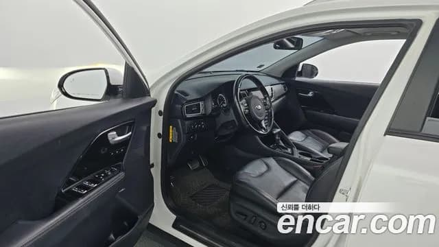 2018 Kia Niro Noblesse Sold VIN KNACC81CGJA138660 – rear exterior 2018 Kia Niro Noblesse Sold VIN KNACC81CGJA138660 – rear exterior