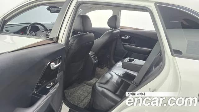 2018 Kia Niro Noblesse Sold VIN KNACC81CGJA138660 – undercarriage 2018 Kia Niro Noblesse Sold VIN KNACC81CGJA138660 – undercarriage