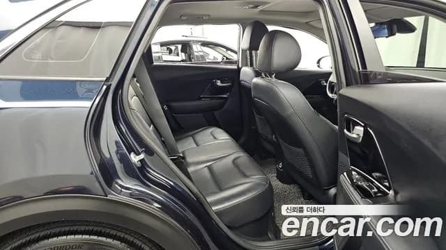 2018 Kia Niro Noblesse Sold VIN KNACC81CGJA140863 – interior seats 2018 Kia Niro Noblesse Sold VIN KNACC81CGJA140863 – interior seats