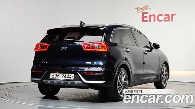 2018 Kia Niro Noblesse Sold VIN KNACC81CGJA140863 – photo 18 2018 Kia Niro Noblesse Sold VIN KNACC81CGJA140863 – photo 18
