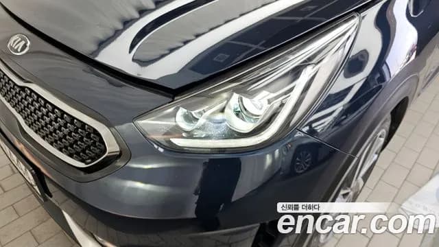 2018 Kia Niro Noblesse Sold VIN KNACC81CGJA140863 – photo 30 2018 Kia Niro Noblesse Sold VIN KNACC81CGJA140863 – photo 30