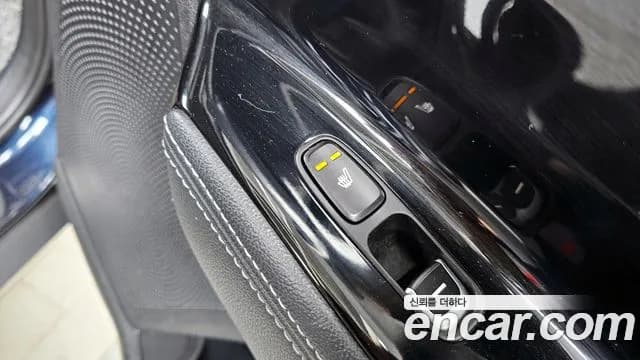 2018 Kia Niro Noblesse Sold VIN KNACC81CGJA175380 – interior seats 2018 Kia Niro Noblesse Sold VIN KNACC81CGJA175380 – interior seats