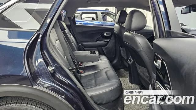2018 Kia Niro Noblesse Sold VIN KNACC81CGJA175380 – exterior detail 2018 Kia Niro Noblesse Sold VIN KNACC81CGJA175380 – exterior detail
