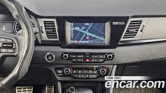 2018 Kia Niro Noblesse Sold VIN KNACC81CGJA175380 – photo 11 2018 Kia Niro Noblesse Sold VIN KNACC81CGJA175380 – photo 11