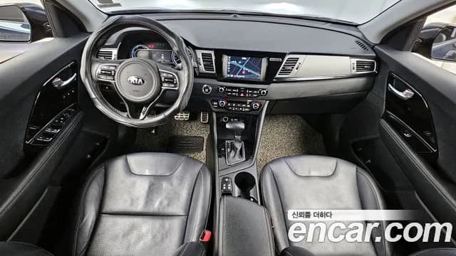 2018 Kia Niro Noblesse Sold VIN KNACC81CGJA175380 – photo 14 2018 Kia Niro Noblesse Sold VIN KNACC81CGJA175380 – photo 14