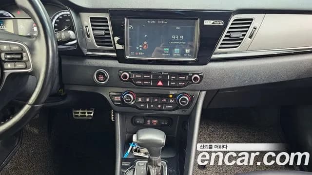 2018 Kia Niro Noblesse Sold VIN KNACC81CGJA197330 – photo 16 2018 Kia Niro Noblesse Sold VIN KNACC81CGJA197330 – photo 16