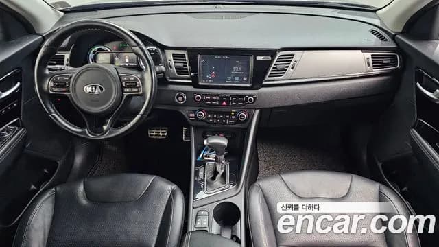 2018 Kia Niro Noblesse Sold VIN KNACC81CGJA197330 – photo 23 2018 Kia Niro Noblesse Sold VIN KNACC81CGJA197330 – photo 23