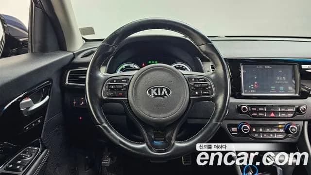 2018 Kia Niro Noblesse Sold VIN KNACC81CGJA197330 – photo 26 2018 Kia Niro Noblesse Sold VIN KNACC81CGJA197330 – photo 26
