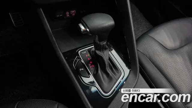2018 Kia Niro Noblesse Sold VIN KNACC81CGJA241417 – trunk area 2018 Kia Niro Noblesse Sold VIN KNACC81CGJA241417 – trunk area