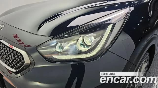 2018 Kia Niro Noblesse Sold VIN KNACC81CGJA252639 – interior seats 2018 Kia Niro Noblesse Sold VIN KNACC81CGJA252639 – interior seats