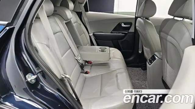 2018 Kia Niro Noblesse Sold VIN KNACC81CGJA252639 – engine bay 2018 Kia Niro Noblesse Sold VIN KNACC81CGJA252639 – engine bay