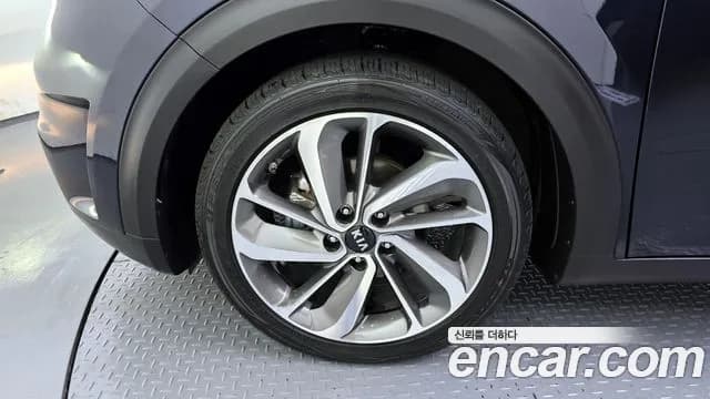 2018 Kia Niro Noblesse Sold VIN KNACC81CGJA252639 – photo 16 2018 Kia Niro Noblesse Sold VIN KNACC81CGJA252639 – photo 16