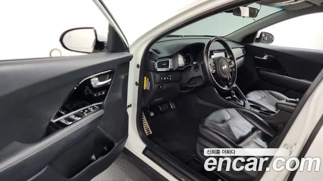 2019 Kia Niro Noblesse Sold VIN KNACC81CGKA268619 – dashboard 2019 Kia Niro Noblesse Sold VIN KNACC81CGKA268619 – dashboard