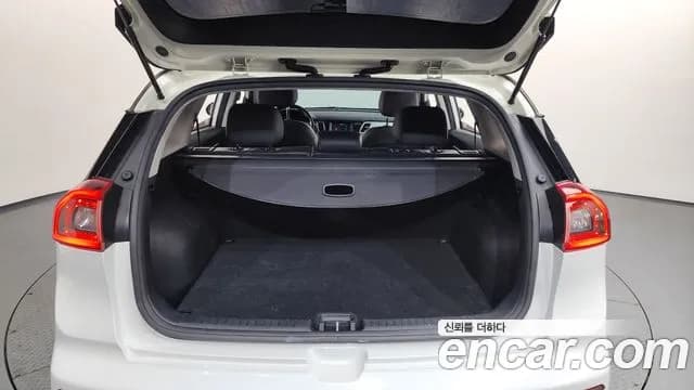 2019 Kia Niro Noblesse Sold VIN KNACC81CGKA268619 – photo 18 2019 Kia Niro Noblesse Sold VIN KNACC81CGKA268619 – photo 18