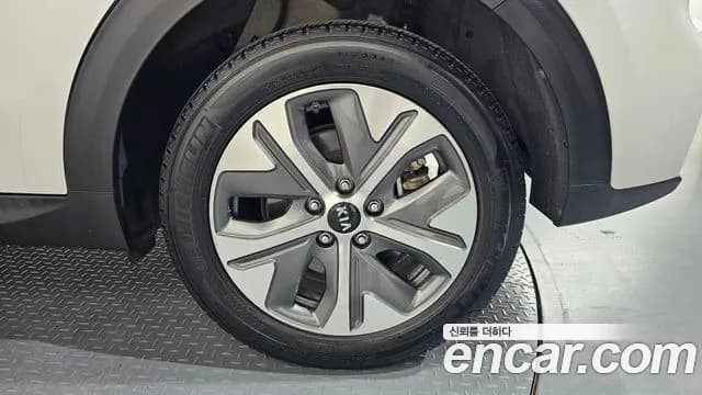 2019 Kia Niro EV Noblesse Sold VIN KNACC81GFKA000719 – photo 25 2019 Kia Niro EV Noblesse Sold VIN KNACC81GFKA000719 – photo 25
