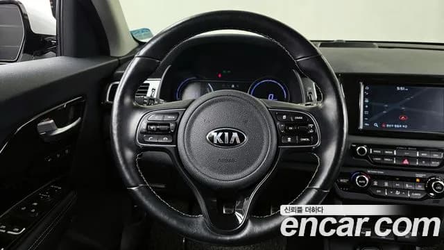 2019 Kia Niro EV Noblesse Sold VIN KNACC81GFKA001859 – side profile 2019 Kia Niro EV Noblesse Sold VIN KNACC81GFKA001859 – side profile