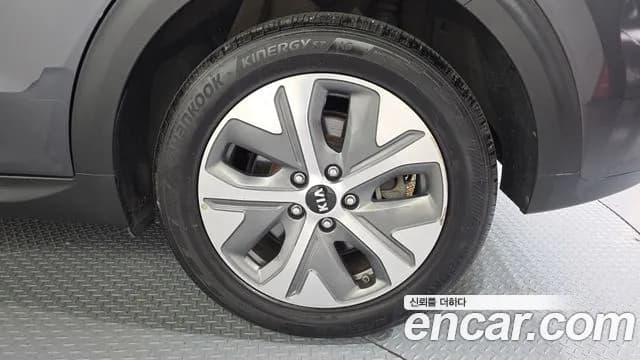 2019 Kia Niro EV Noblesse Sold VIN KNACC81GFKA003656 – photo 24 2019 Kia Niro EV Noblesse Sold VIN KNACC81GFKA003656 – photo 24