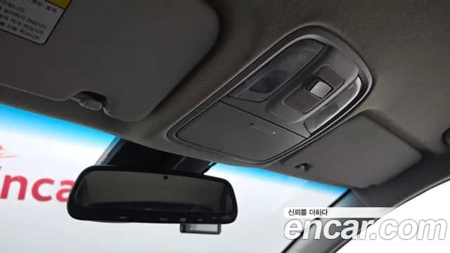 2019 Kia Niro EV Noblesse Sold VIN KNACC81GFKA015145 – interior seats 2019 Kia Niro EV Noblesse Sold VIN KNACC81GFKA015145 – interior seats