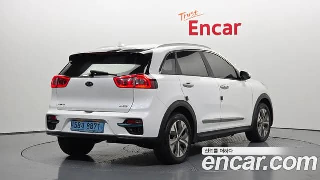 2019 Kia Niro EV Noblesse Sold VIN KNACC81GFKA015145 – photo 13 2019 Kia Niro EV Noblesse Sold VIN KNACC81GFKA015145 – photo 13