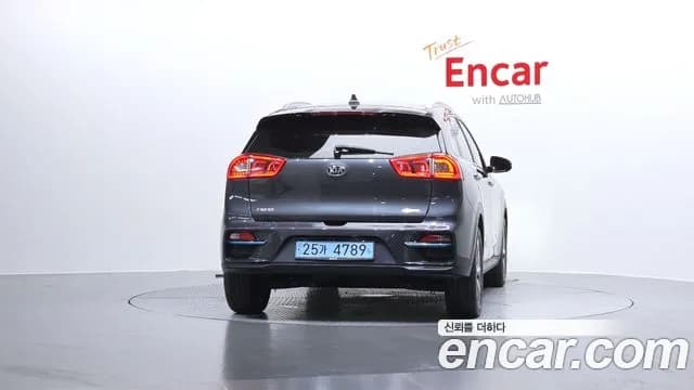 2019 Kia Niro EV Noblesse Sold VIN KNACC81GFKA019128 – front exterior 2019 Kia Niro EV Noblesse Sold VIN KNACC81GFKA019128 – front exterior