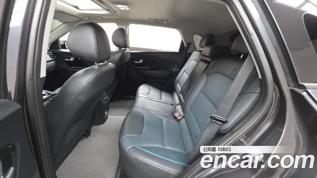 2019 Kia Niro EV Noblesse Sold VIN KNACC81GFKA019128 – interior seats 2019 Kia Niro EV Noblesse Sold VIN KNACC81GFKA019128 – interior seats