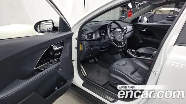 2019 Kia Niro EV Noblesse Sold VIN KNACC81GFKA022203 – photo 32 2019 Kia Niro EV Noblesse Sold VIN KNACC81GFKA022203 – photo 32
