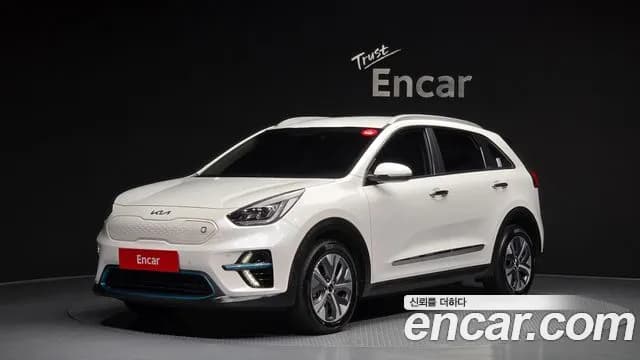 2022 Kia Niro EV Taxi Sold VIN KNACC81GFNA123486 – rear exterior 2022 Kia Niro EV Taxi Sold VIN KNACC81GFNA123486 – rear exterior