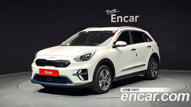 2022 Kia Niro EV Taxi Sold VIN KNACC81GFNA129940 – rear exterior 2022 Kia Niro EV Taxi Sold VIN KNACC81GFNA129940 – rear exterior