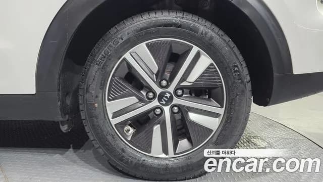2020 Kia The New Niro 1.6 HEV Sold VIN KNACE81CGLA350382 – photo 17 2020 Kia The New Niro 1.6 HEV Sold VIN KNACE81CGLA350382 – photo 17