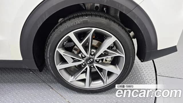 2021 Kia The New Niro 1.6 HEV Sold VIN KNACE81CGMA473588 – photo 11 2021 Kia The New Niro 1.6 HEV Sold VIN KNACE81CGMA473588 – photo 11
