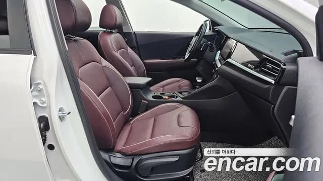 2021 Kia The New Niro 1.6 HEV Sold VIN KNACE81CGMA473588 – photo 18 2021 Kia The New Niro 1.6 HEV Sold VIN KNACE81CGMA473588 – photo 18