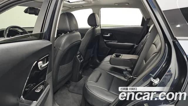 2021 Kia The New Niro 1.6 HEV Sold VIN KNACE81CGMA474196 – side profile 2021 Kia The New Niro 1.6 HEV Sold VIN KNACE81CGMA474196 – side profile