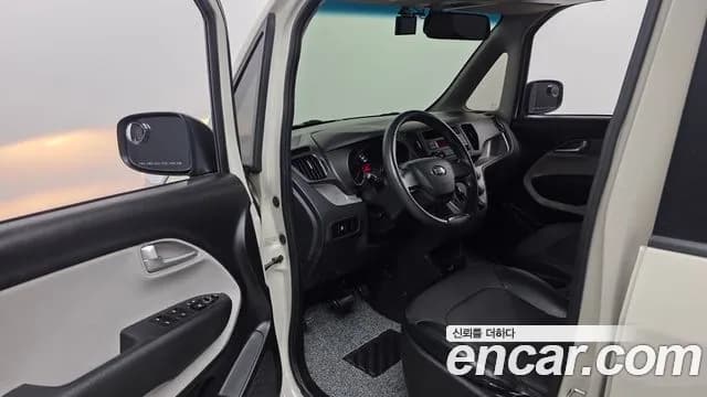 2017 Kia The New Ray Van Sold VIN KNACF911BHT172517 – interior seats 2017 Kia The New Ray Van Sold VIN KNACF911BHT172517 – interior seats