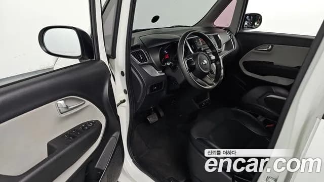 2018 Kia The New Ray Van Sold VIN KNACF911BJT193057 – trunk area 2018 Kia The New Ray Van Sold VIN KNACF911BJT193057 – trunk area