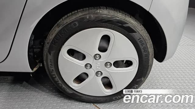 2019 Kia The New Ray Van Sold VIN KNACF911BKT203928 – interior seats 2019 Kia The New Ray Van Sold VIN KNACF911BKT203928 – interior seats