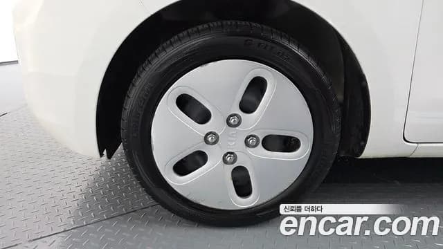 2020 Kia The New Ray Van Sold VIN KNACF911BLT229870 – exterior detail 2020 Kia The New Ray Van Sold VIN KNACF911BLT229870 – exterior detail