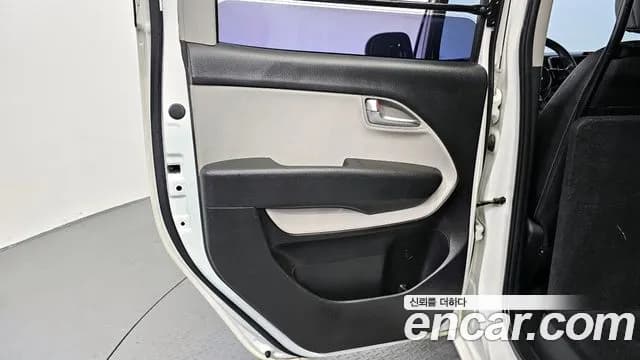 2021 Kia The New Ray Van Sold VIN KNACF911BMT260340 – photo 22 2021 Kia The New Ray Van Sold VIN KNACF911BMT260340 – photo 22