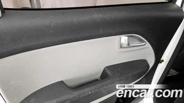 2021 Kia The New Ray Van Sold VIN KNACF911BMT272839 – interior seats 2021 Kia The New Ray Van Sold VIN KNACF911BMT272839 – interior seats