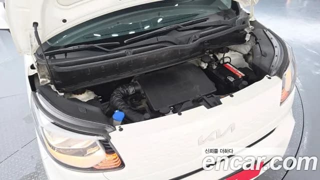2022 Kia The New Ray Van Sold VIN KNACF911BNT293103 – trunk area 2022 Kia The New Ray Van Sold VIN KNACF911BNT293103 – trunk area