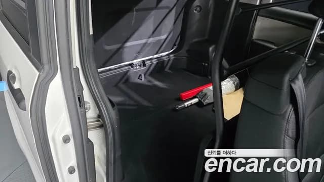 2022 Kia The New Ray Van Sold VIN KNACF911BNT297462 – trunk area 2022 Kia The New Ray Van Sold VIN KNACF911BNT297462 – trunk area