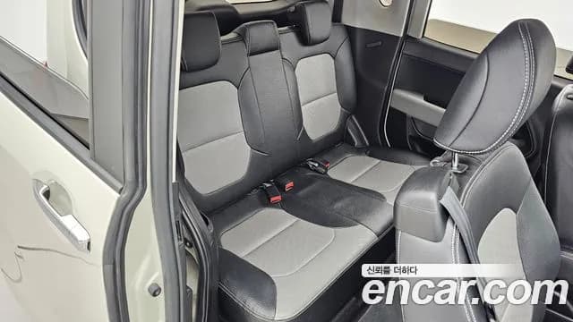 2022 Kia The New Ray Standard Sold VIN KNACG811BNT299566 – photo 17 2022 Kia The New Ray Standard Sold VIN KNACG811BNT299566 – photo 17