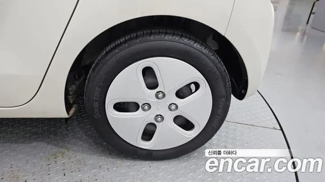 2022 Kia The New Ray Standard Sold VIN KNACG811BNT300914 – photo 32 2022 Kia The New Ray Standard Sold VIN KNACG811BNT300914 – photo 32