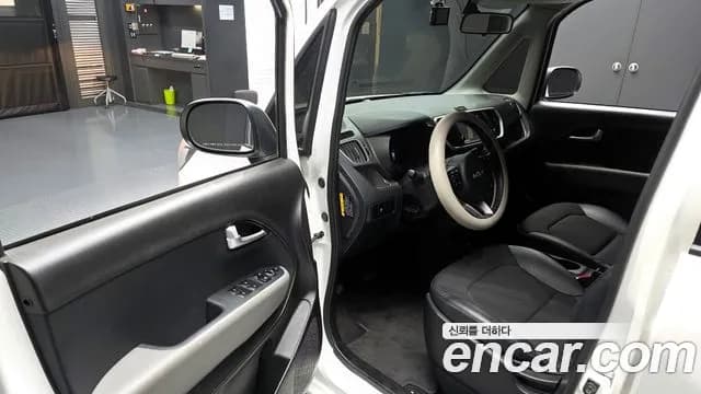 2022 Kia The New Ray Standard Sold VIN KNACG811BNT302813 – photo 13 2022 Kia The New Ray Standard Sold VIN KNACG811BNT302813 – photo 13