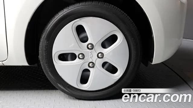 2022 Kia The New Ray Standard Sold VIN KNACG811BNT302813 – photo 16 2022 Kia The New Ray Standard Sold VIN KNACG811BNT302813 – photo 16