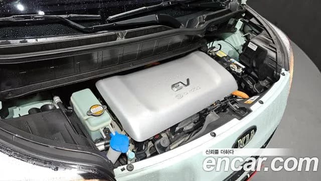 2017 Kia Ray EV Sold VIN KNACG81AFHT001539 – engine bay 2017 Kia Ray EV Sold VIN KNACG81AFHT001539 – engine bay