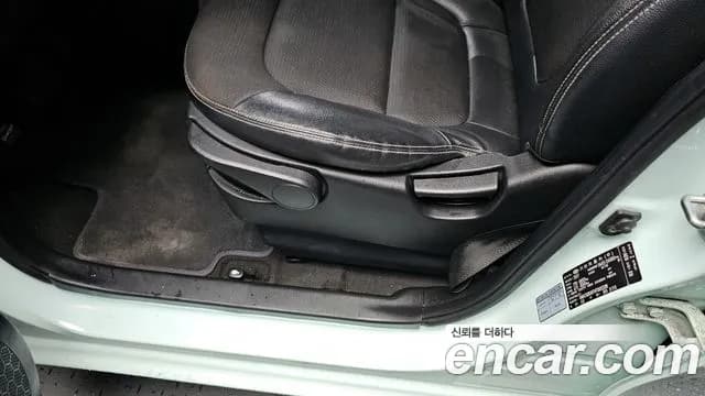 2017 Kia Ray EV Sold VIN KNACG81AFHT001539 – photo 12 2017 Kia Ray EV Sold VIN KNACG81AFHT001539 – photo 12