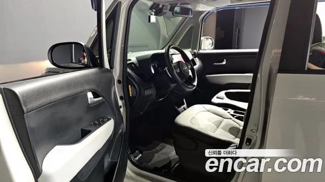 2025 Kia The New Kia Ray EV Air Sold VIN KNACG81AFST017765 – trunk area 2025 Kia The New Kia Ray EV Air Sold VIN KNACG81AFST017765 – trunk area